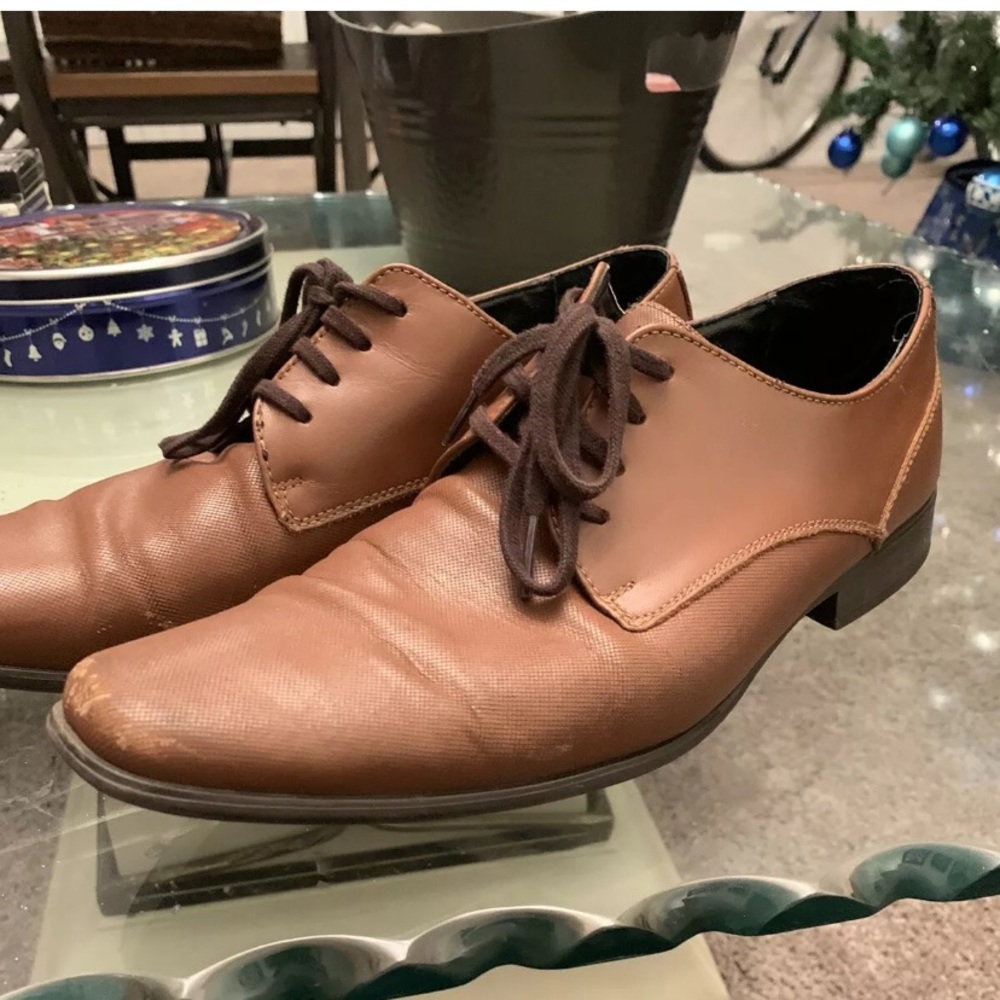 Calvin Klein Mens all leather dress shoes